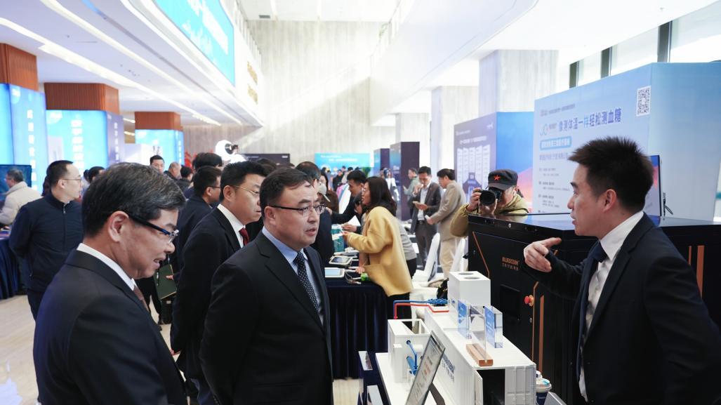 鲲鹏展翅搏长天丨兰洋科技以液冷技术领航产业革新