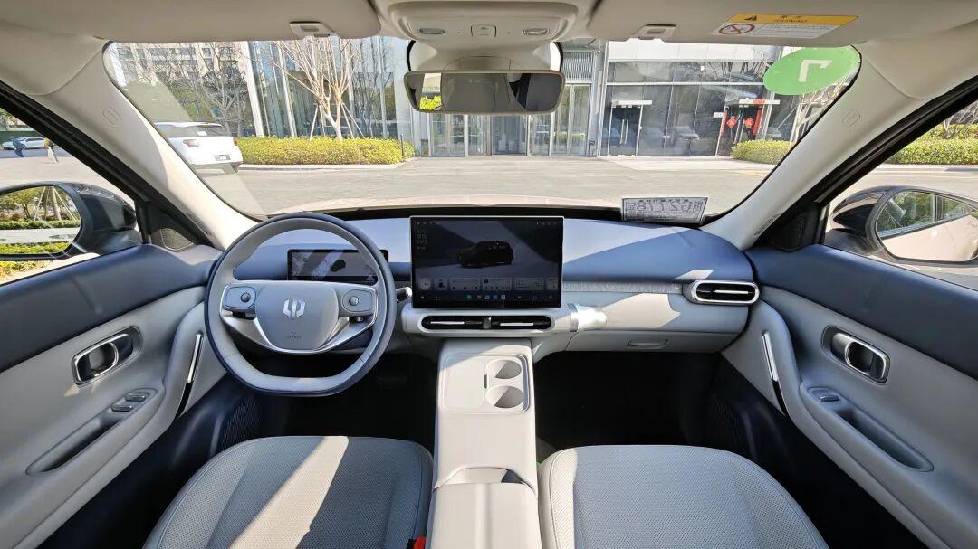 8万级能给你激光雷达，但这不是零跑A10最夯的地方