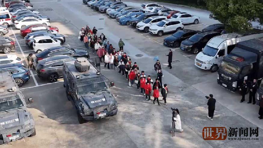 警营开放日活动 警营“趣”探险！萌娃解锁超多硬核玩法