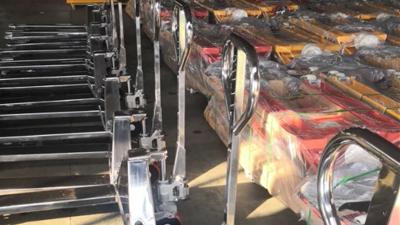 耐腐蚀搬运车选什么材质？不锈钢地牛天选之子