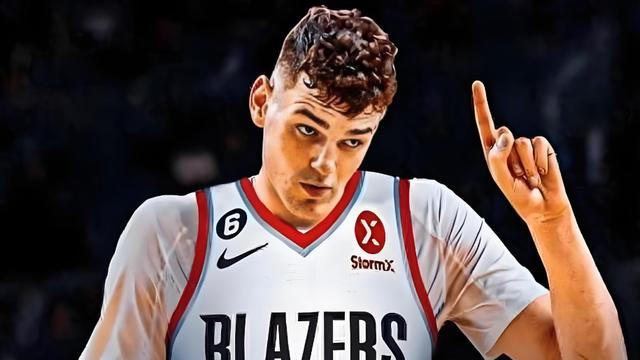 最强前板王！季后赛最差？被文班暴打，被替补压制，他怎么了？