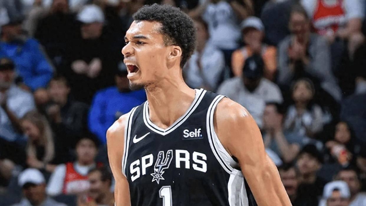 7-5！这就是文班和邓肯的区别，22岁的他已改写马刺队史