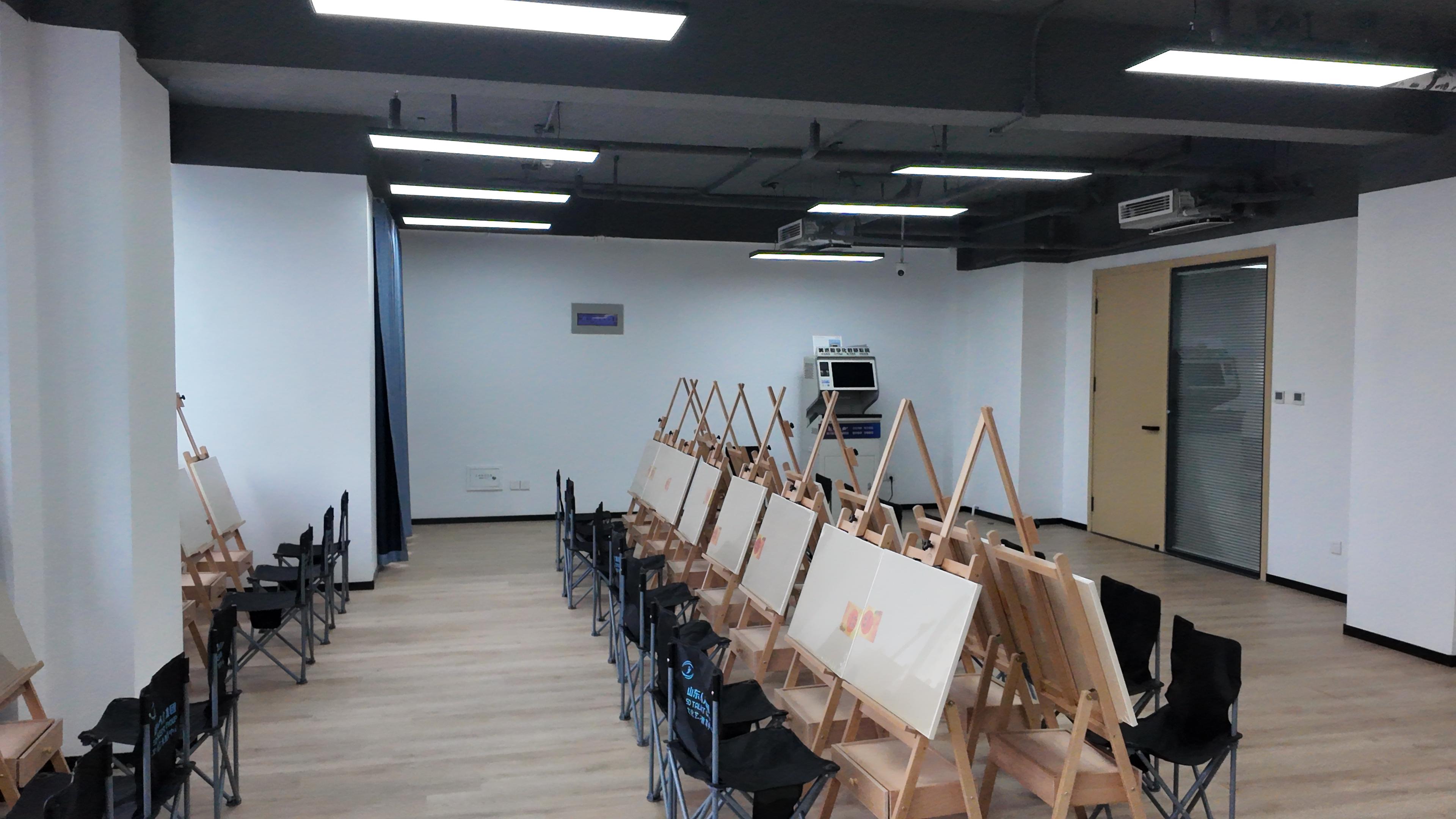 艺术教育新视角：零基础成年人如何有效开启绘画学习之旅？