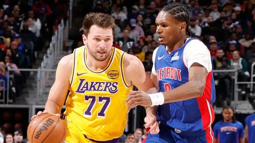 生涯新高30分+准绝杀湖人！25岁落选秀一鸣惊人，年薪400万太超值