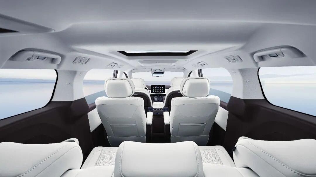 廿五载年华似水 拥百万品牌如山 江淮瑞风用户之夜举行