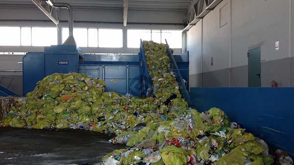 垃圾分选机优点多，让您和生活垃圾说拜拜