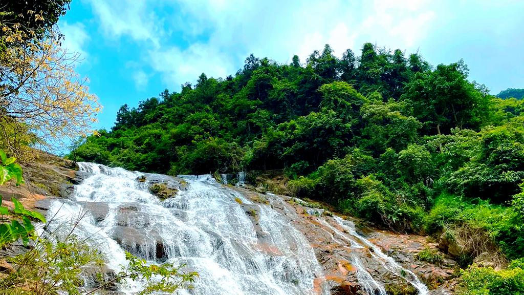 深圳私藏秘境曝光！马峦山瀑布群，美到相机内存告急