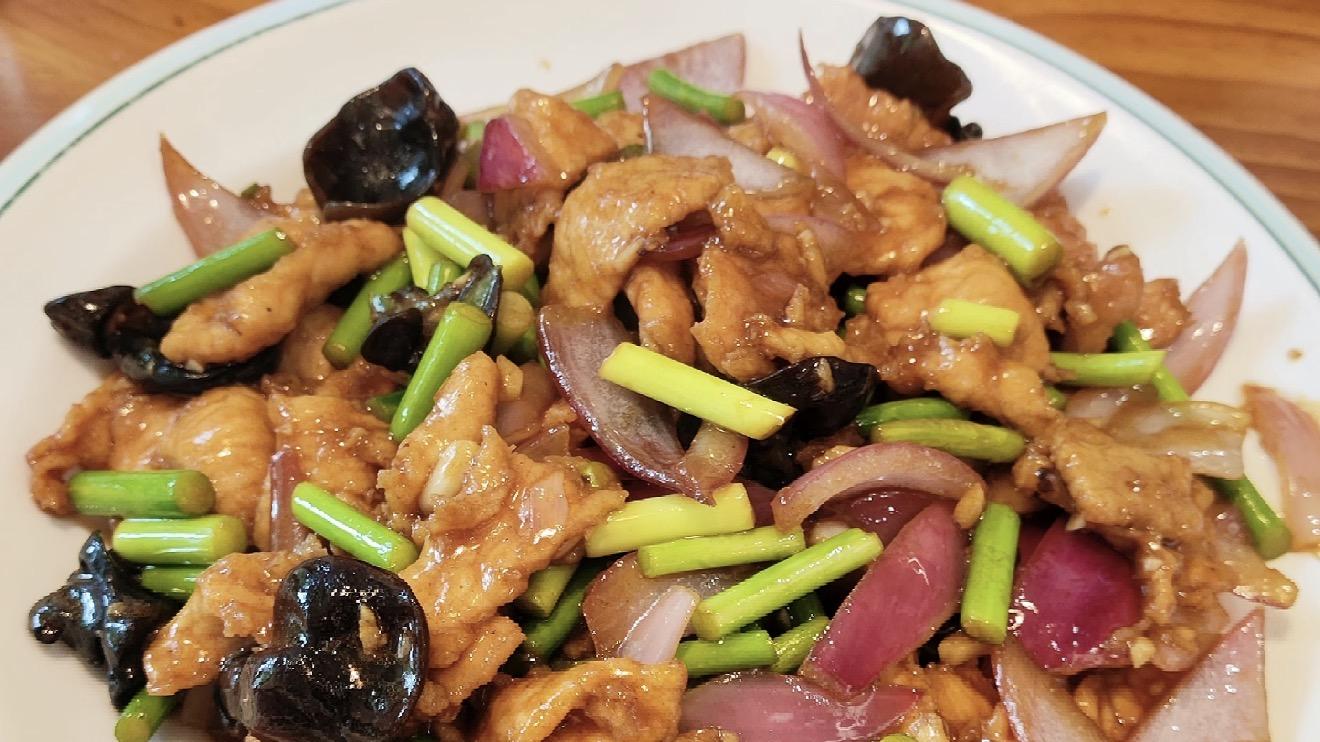 家常过油肉：鲜咸下饭菜