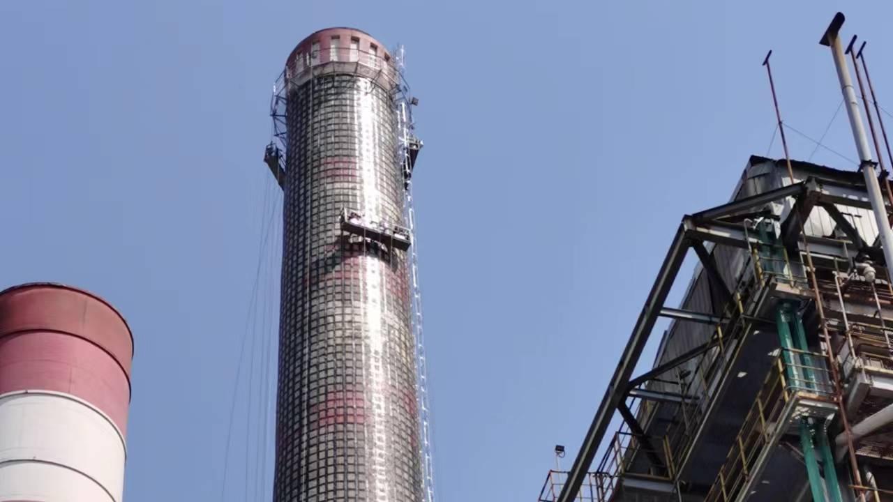 匠心固高耸 美景入云端—宏顺建设河北120米烟囱碳纤维加固工程