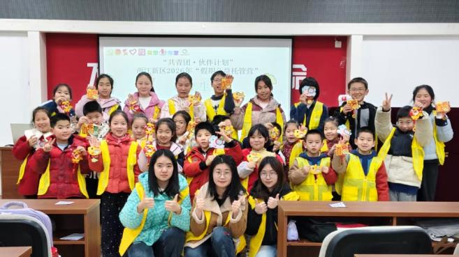 青春归巢践初心 服务家乡显担当——艺术传媒学院返家乡实践风采展示3