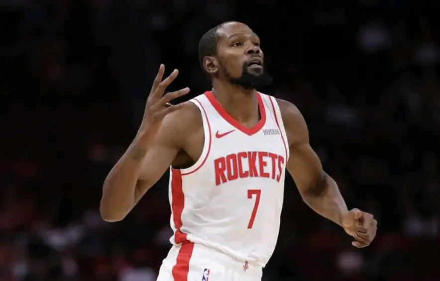 交易字母哥并非空想 火箭筹码与阵容适配度兼具优势