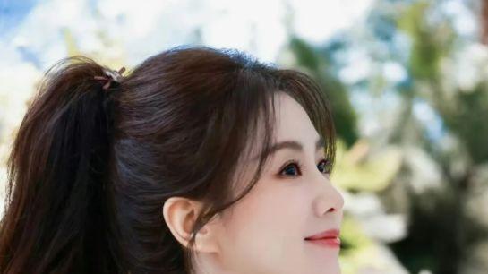 通勤 / 休闲扎发指南：不用复杂手法，利落显气质