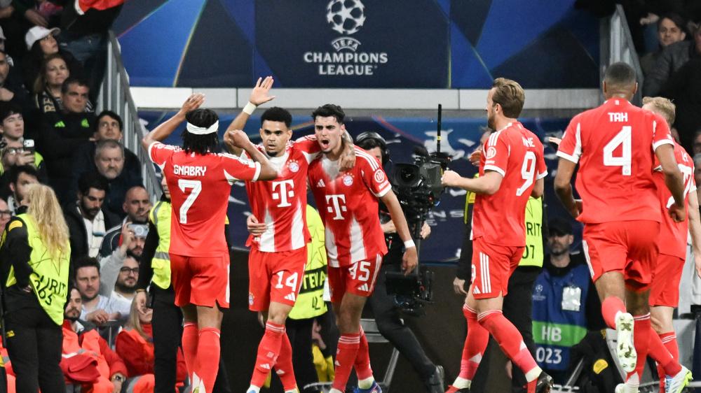 这次裁判没抢戏！诺伊尔重现世一门风采，拜仁客胜皇马占得先机