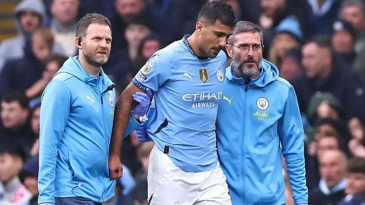 曝曼城两大中场巨星夏窗或同时离队，蓝月军团面临重建