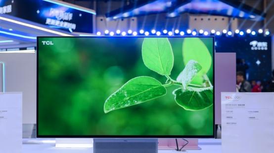 TCL斩获AWE2026艾普兰金奖，屏宇宙生态亮相，定义显示技术未来