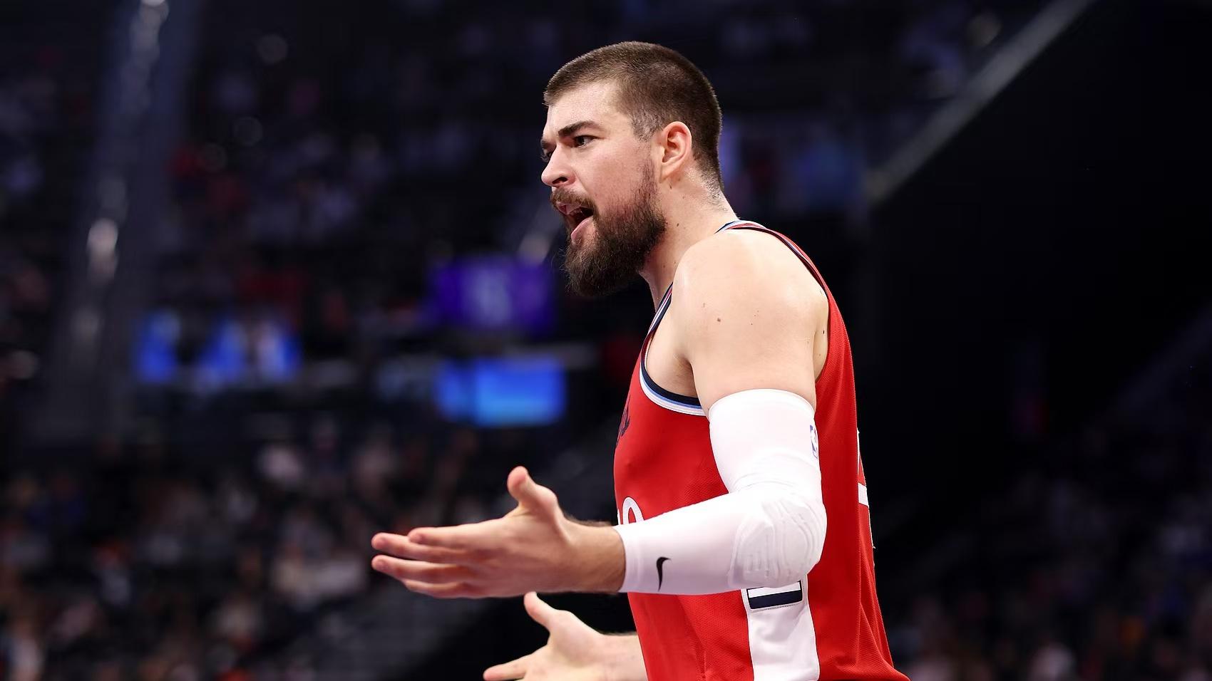 哈登要离队？15分输球！快船不敌76人，小卡29+6难阻失利