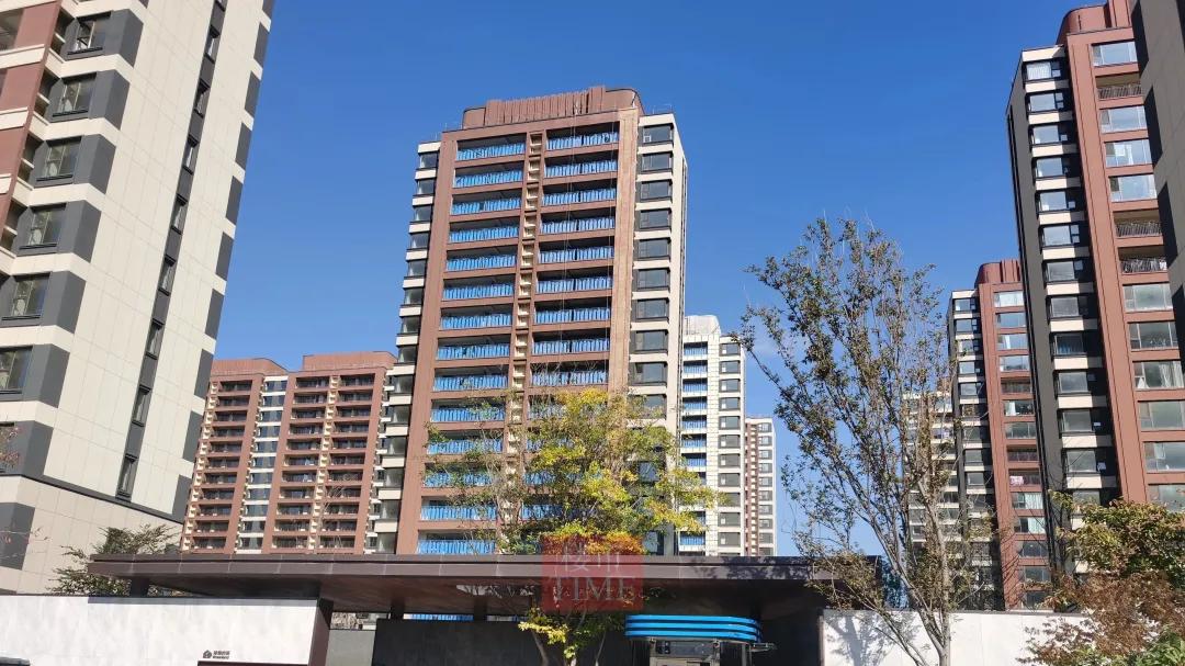 买房遭遇“高端局”？青岛购房者，又被上了一课！