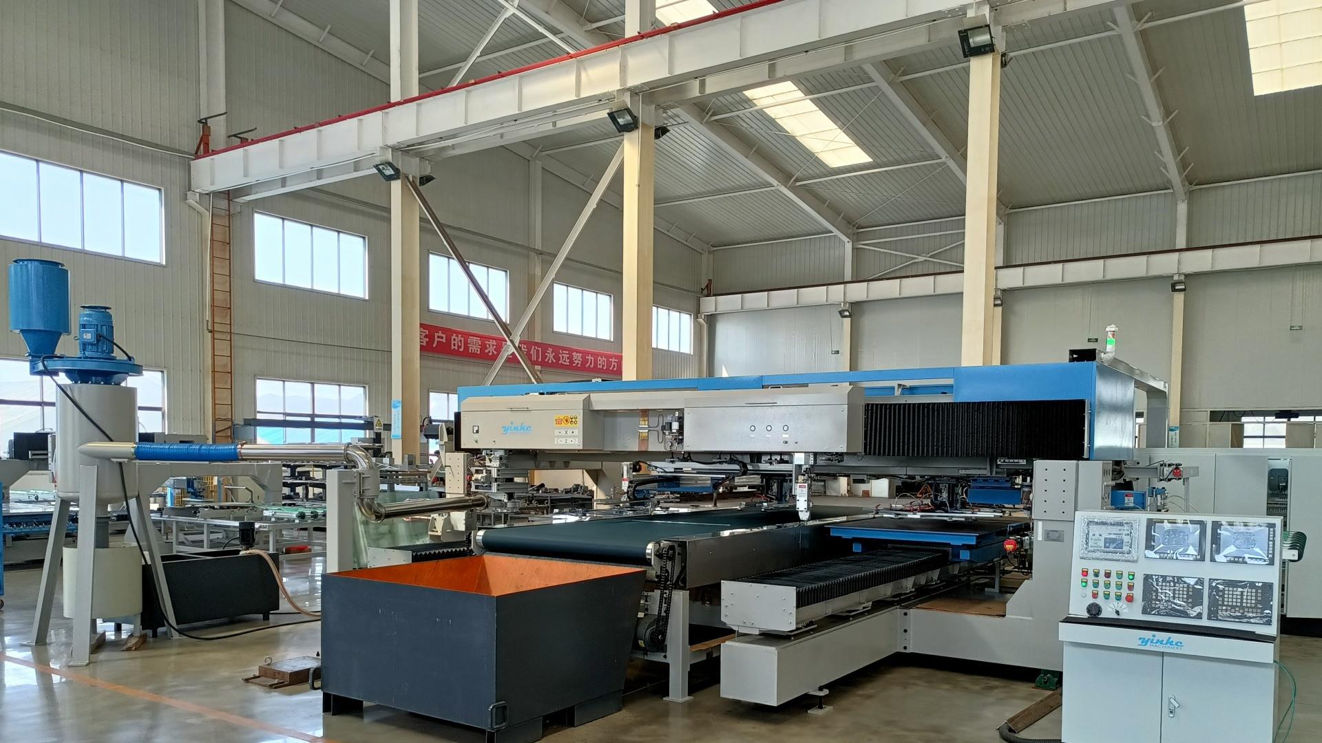 效率跃升！国内汽车玻璃加工技术迎来变革性突破