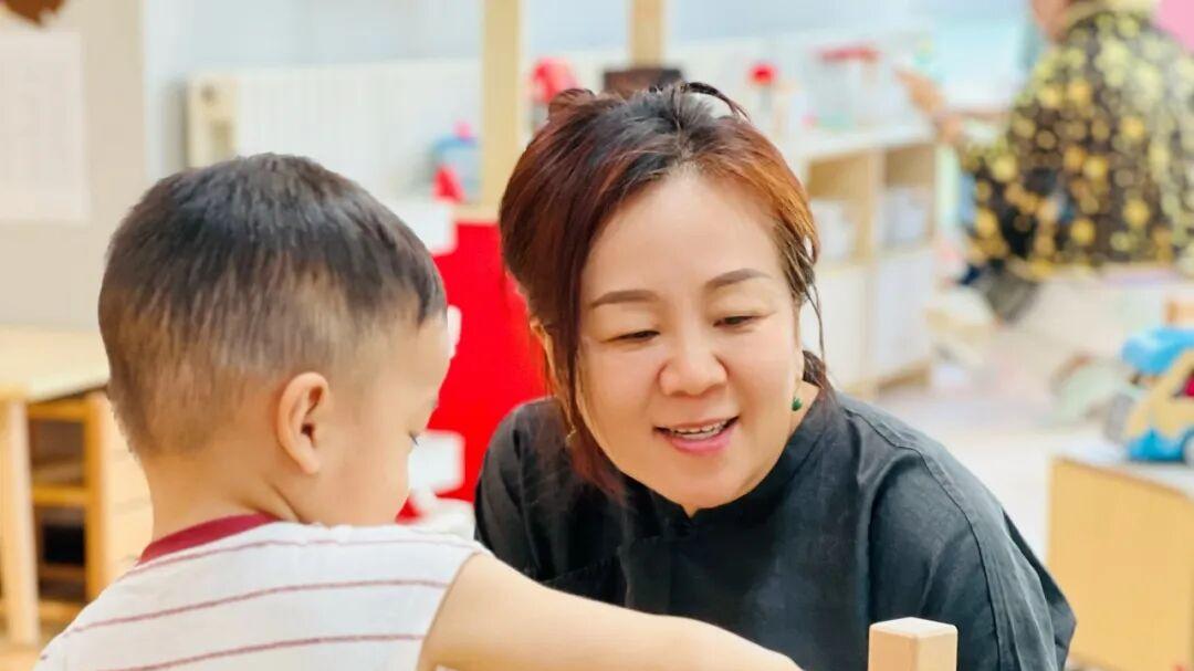 瞧！在这个托班，每一天都是被美浸润的成长