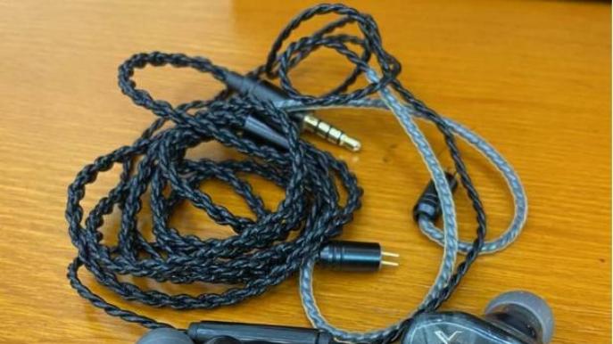 4款有线耳机可轻松换线，不怕线材坏了