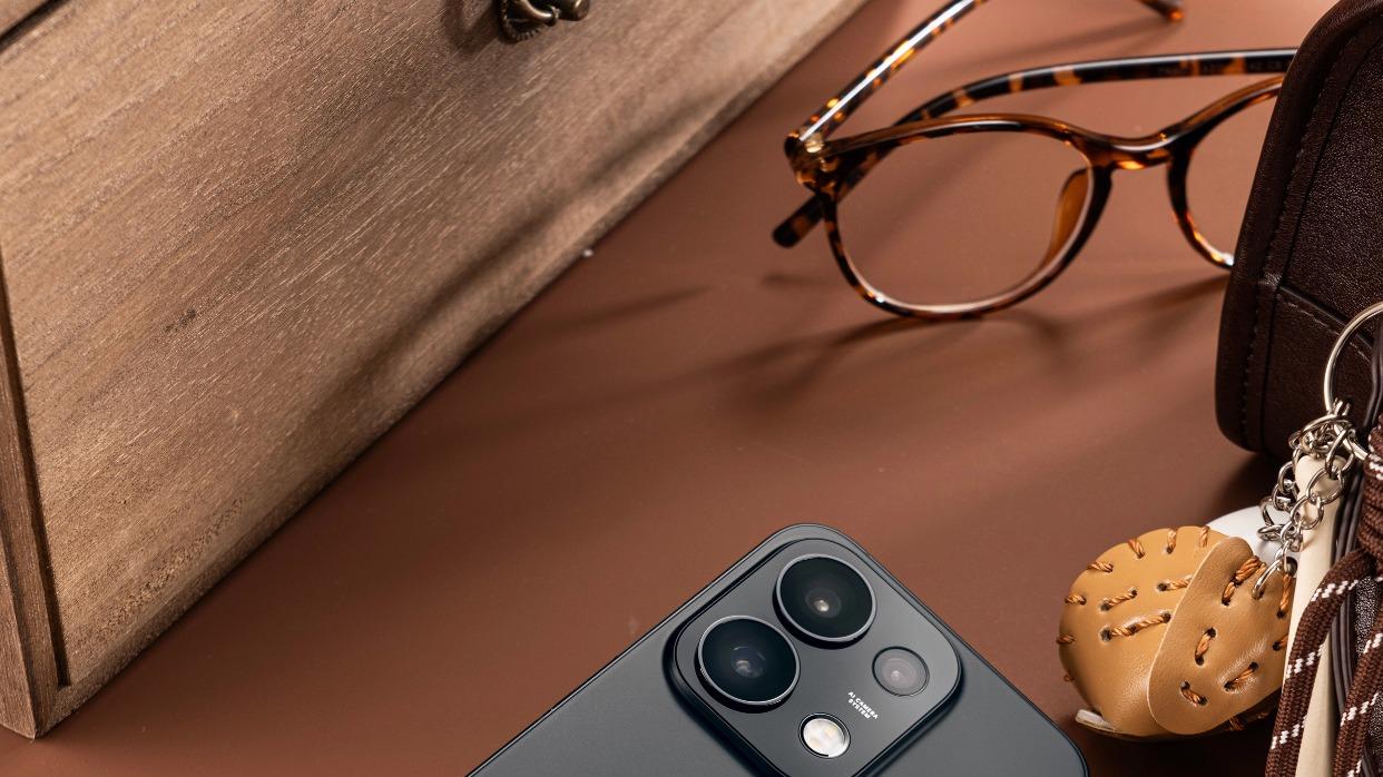 玩转悬浮！OPPO Reno16美到拍不出