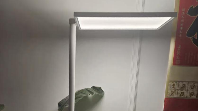 大路灯VS护眼台灯，什么样的台灯真护眼？