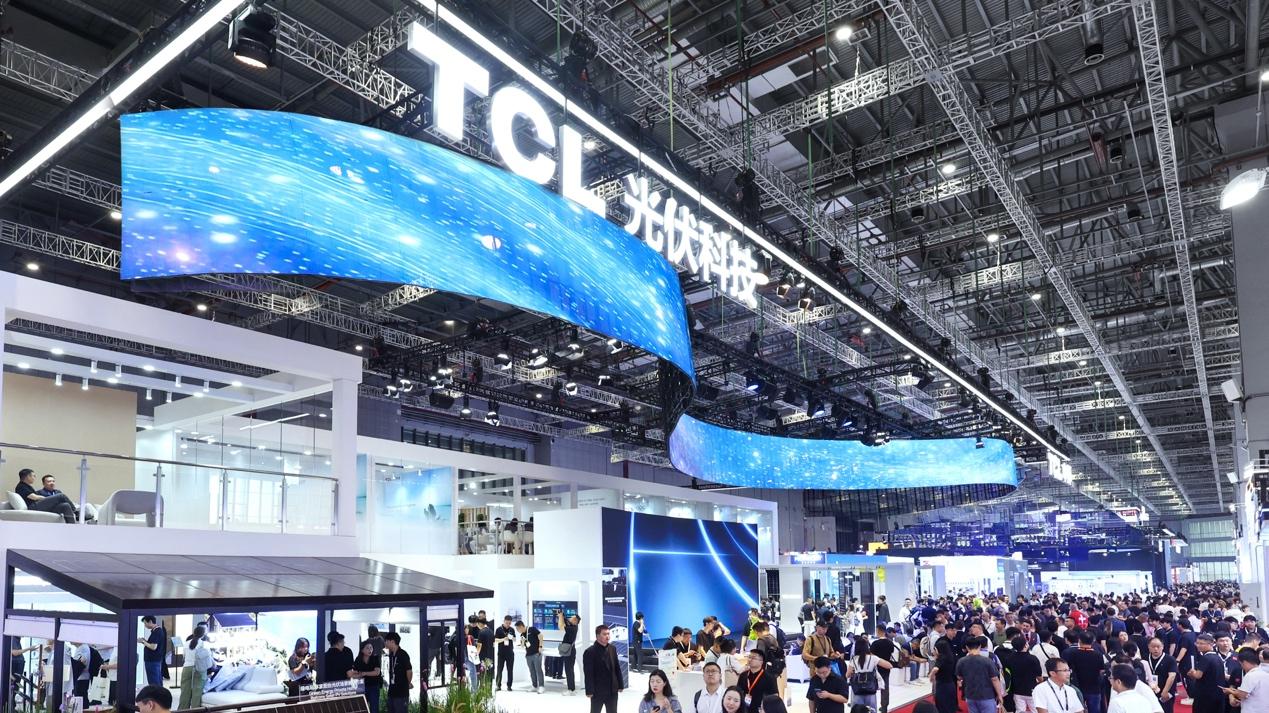 共绘绿色能源新版图，TCL中环、TCL光伏科技亮相SNEC 2026