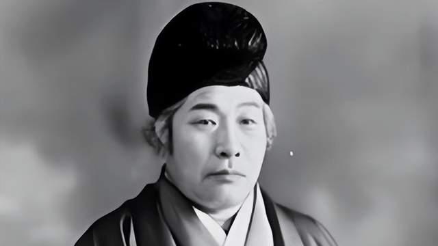 怪不得日本着急打仗，原来是出了一位预言家，已命中多次