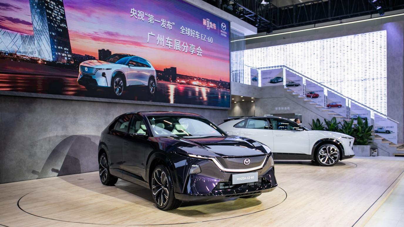 未来驾控的灵魂升级，3D裸眼导航如何重新定义智能出行？