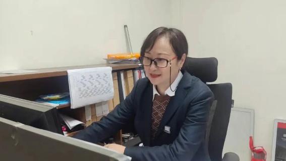 用心服务感业主，满意物业送锦旗