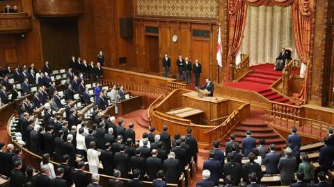 日本自民党推荐40余名涉“黑金”丑闻者参选引发舆论批评