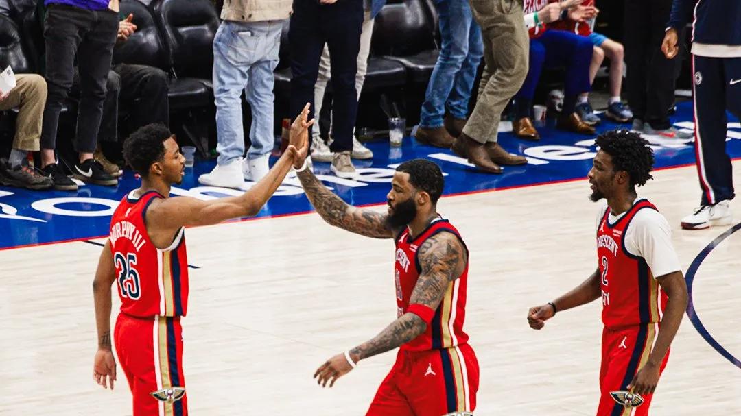 NBA四战全胜 鹈鹕vs骑士 哈登能否率队取胜