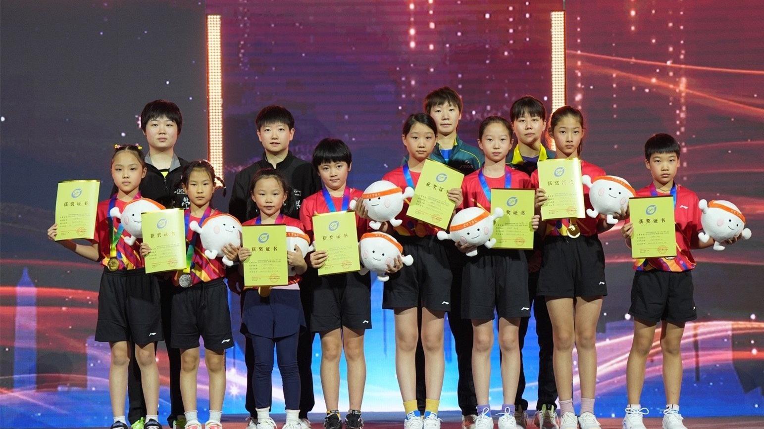 恭喜！中国女乒又一10岁新星崛起夺冠：王楠女儿止步32强内卷太猛