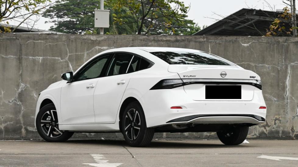 这波操作能否赢得好感？2026款轩逸外形大变样，遗憾没有2.0L动力