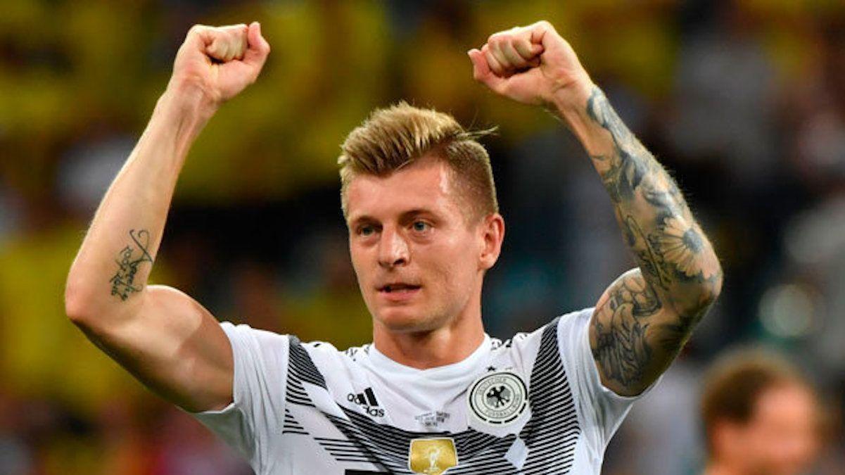 奥莱格建议弗利克注意青训质量，佩德里要融合克罗斯的踢法