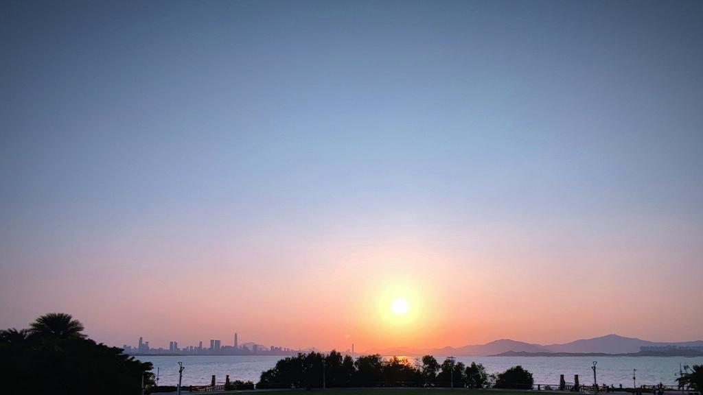 深圳顶流日出，早起1小时，被深圳湾日出剧场治愈到失语