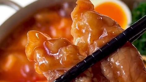番茄虾滑肥牛泡面：酸甜浓郁，幸福感爆棚的绝佳美味！