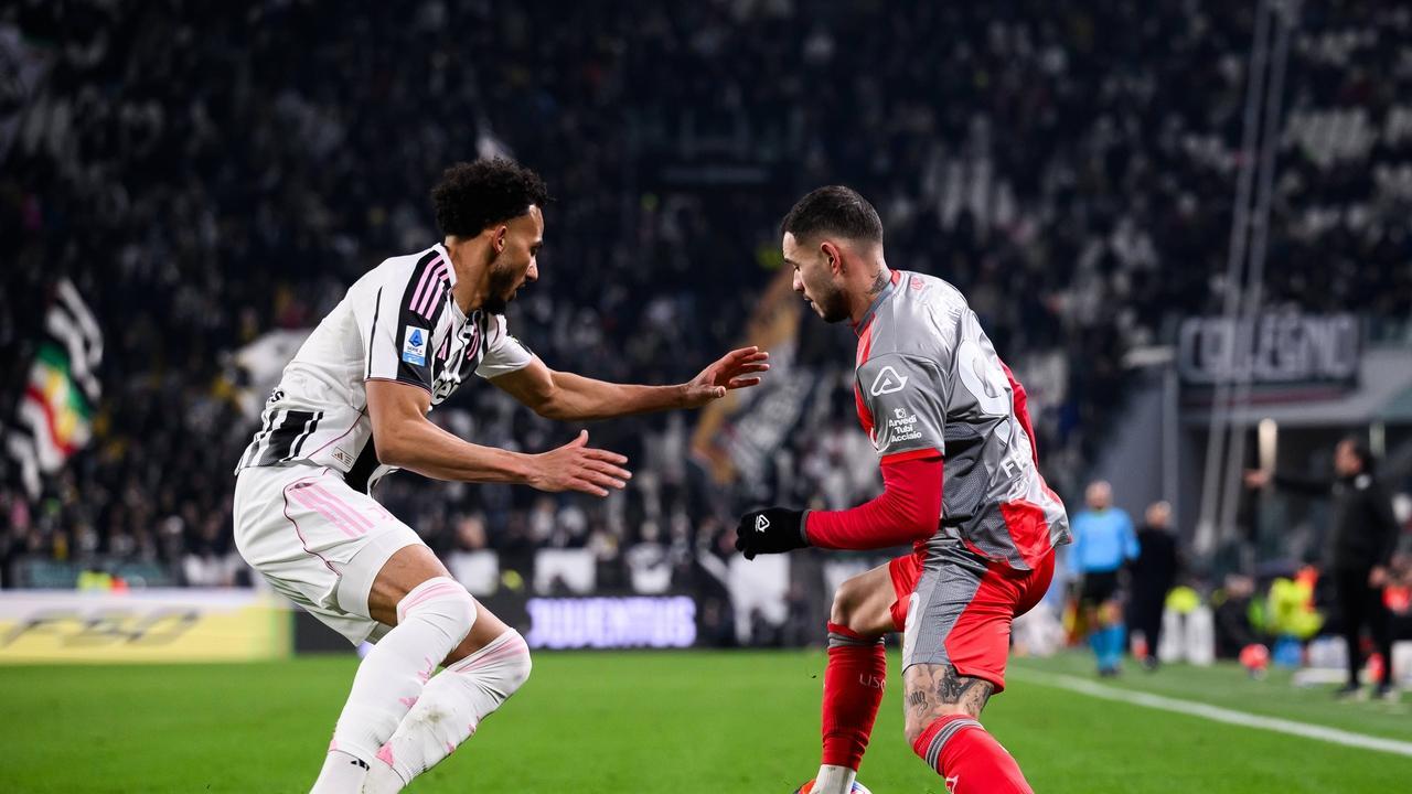 尤文图斯零封对手，进攻全面开花，主场5比0大胜克雷莫纳，戴维连场进球，联赛第四，积分紧追领头羊