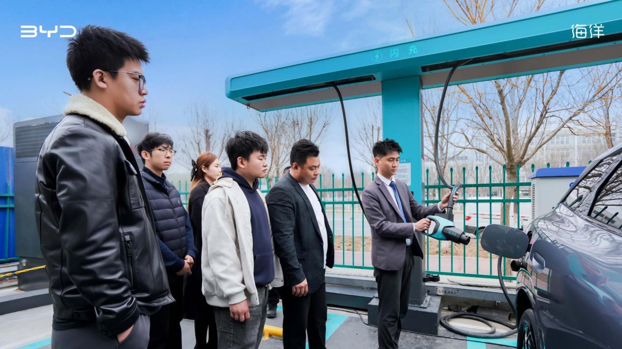 比亚迪海洋网2026款海狮06EV&海豹07EV天津上市