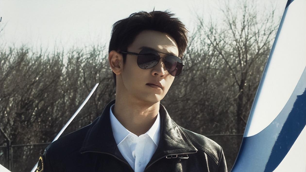 《纯真年代的爱情》反派“冯琳”，我们早就见过她，怪不得眼熟