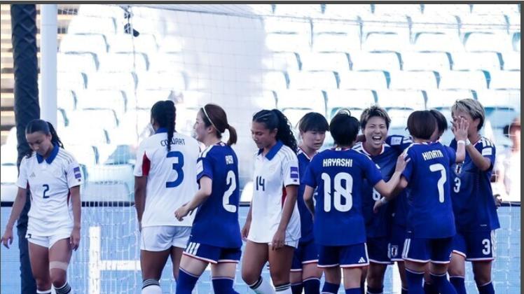 日本女足7-0大胜挺进2026亚洲杯四强，菲律宾球迷叹服：速度与球技太出色