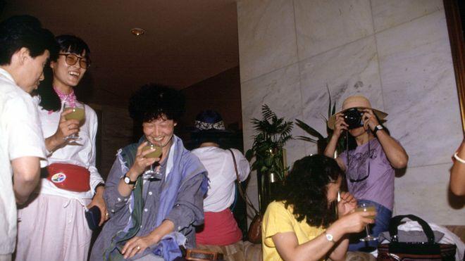 老照片 伊拉克入侵科威特 引发大批难民潮