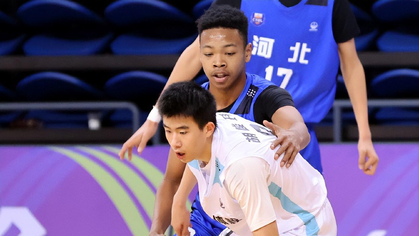 已确定！广东宏远青年队迎来U15顶级后卫加盟，未来他将代表广东省实男篮出战！