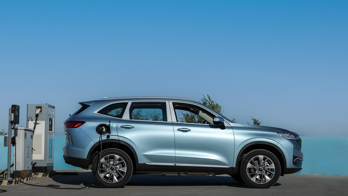 插电混动车能长期当纯电车开吗？我开了3年，才明白其中的逻辑