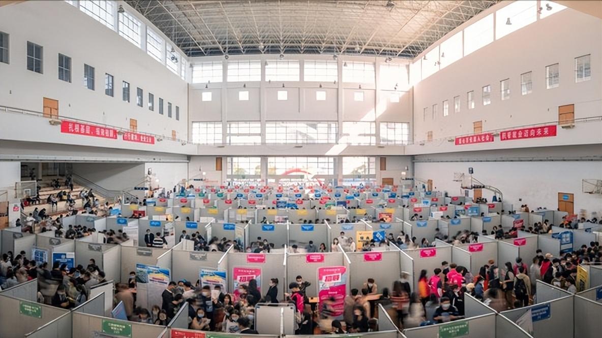 当“殡仪礼仪大赛”冲上热搜，人们在围观什么？