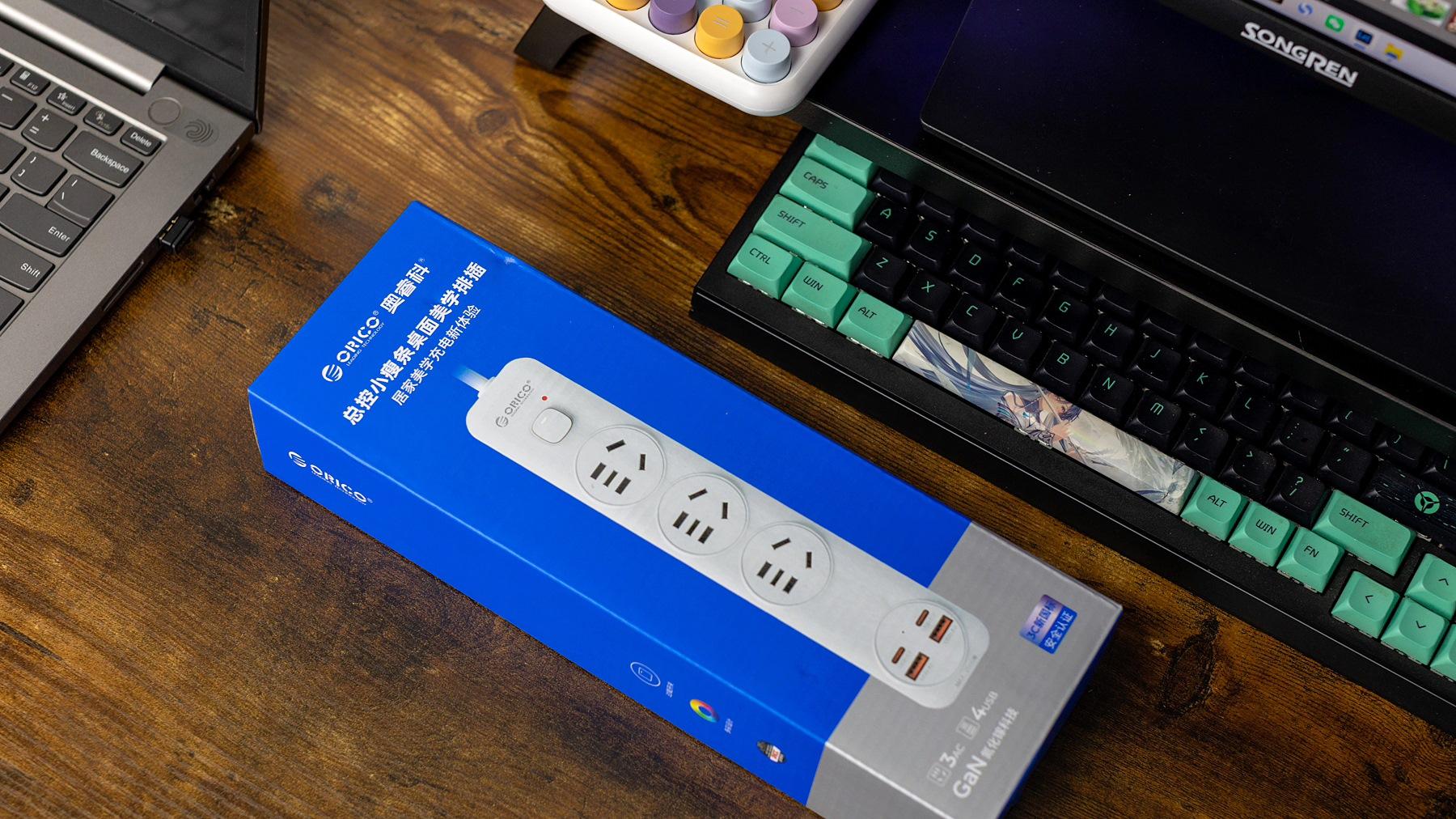 奥睿科小瘦条插排，让我的桌面线缆不再杂乱不堪