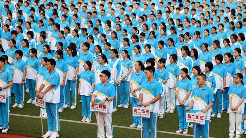 场景化校园文化浸润：县域高中破解高考压力与特色教学矛盾的重要路径
