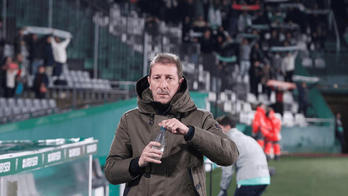 外媒曝天津津门虎将签西乙队长：11年半出场407次