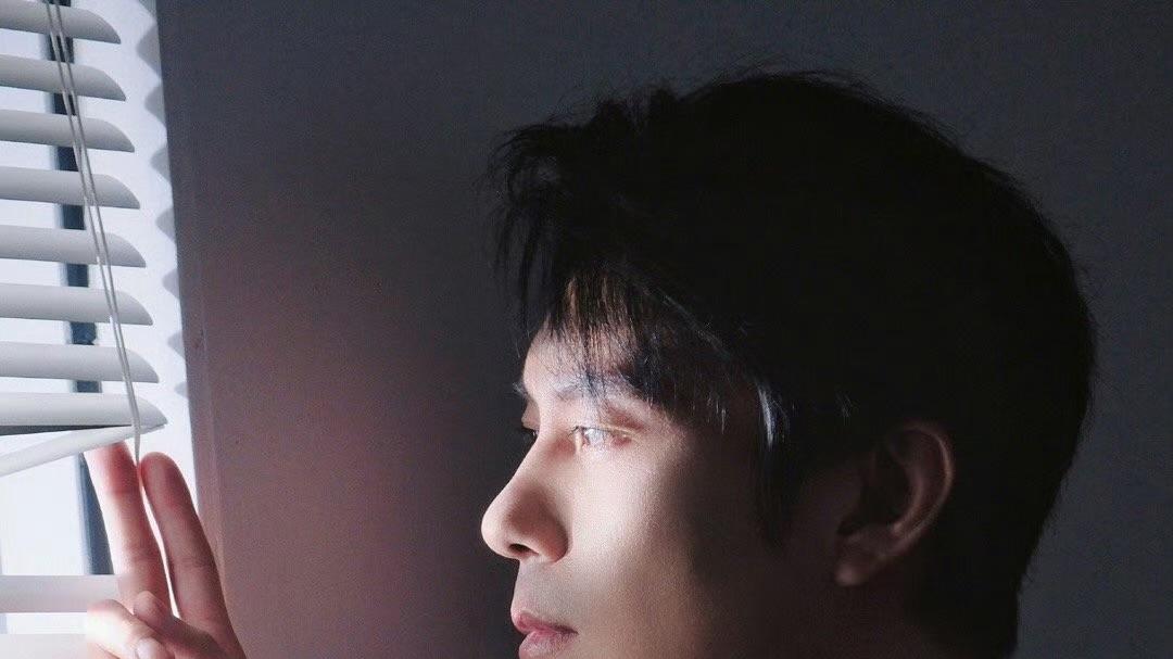 谁给艾伦递了反派剧本？《爆水管》里的三重蜕变