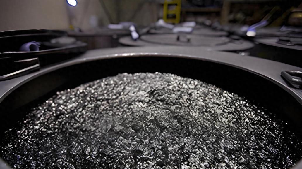 特朗普急访华，核心诉求竟是它？美方以为手握筹码，实则早陷死局